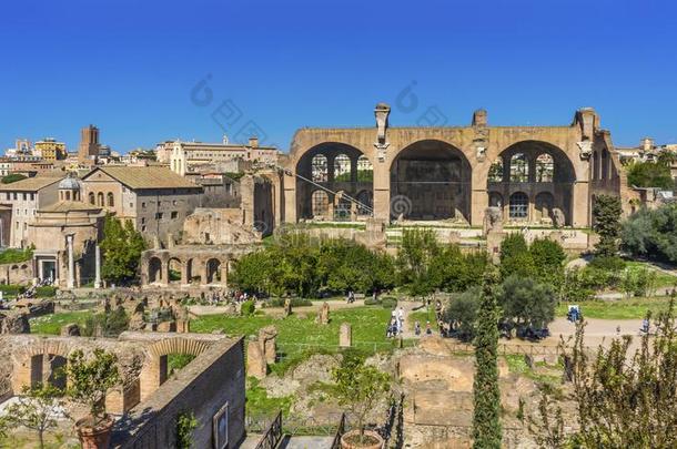 古代的论坛女灶神庙雷吉娅长方形廊柱大厅康斯坦丁罗马意大利