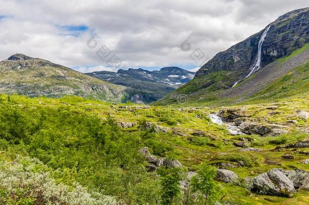 典型的挪威人风景和山