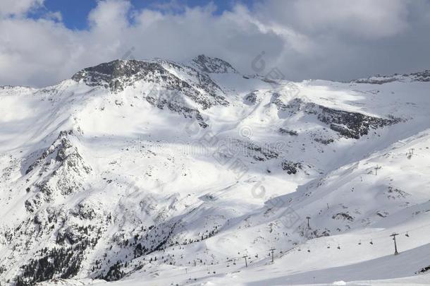 奥地利滑雪采用H采用tertux
