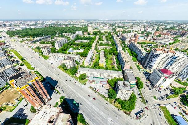 空气的城市看法.都市的风景.直升飞机射手.全景的影像.