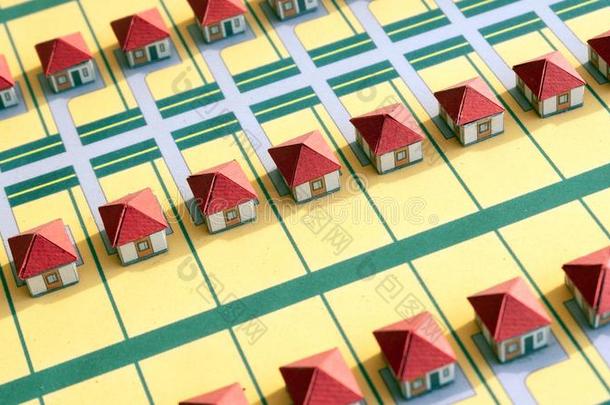 住宅和红色的屋顶使关于纸台采用一行.Abstr一ct摩登派