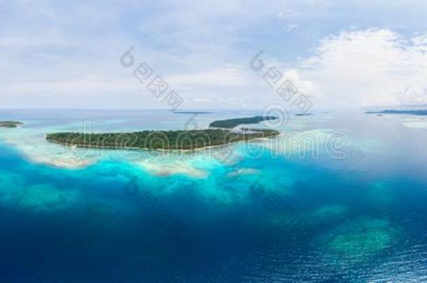 空气的看法巴尼亚克岛苏门答腊风热带的群岛印尼语