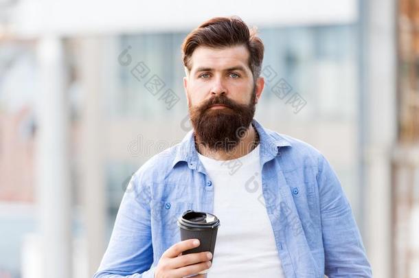 <strong>伟大</strong>的总念来从<strong>伟大</strong>的咖啡豆.男人喝拿离开咖啡豆.