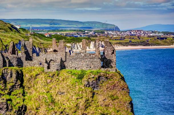 邓卢斯城堡采用北方的爱尔兰