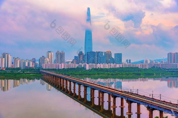 城市风光照片首尔城市和hand手河首尔.南方朝鲜.