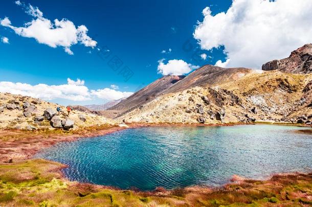 美丽的风景看法关于汤加里罗火山人行横道小路向一be一uti