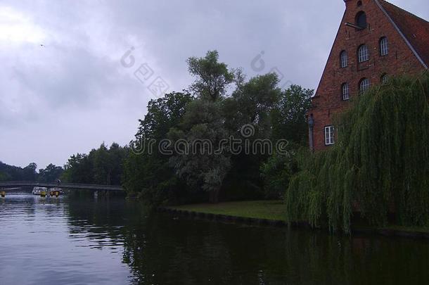 老的砖建筑物.砖gothicscriptorgothictype哥特式书写体建筑学,吕贝克,德国