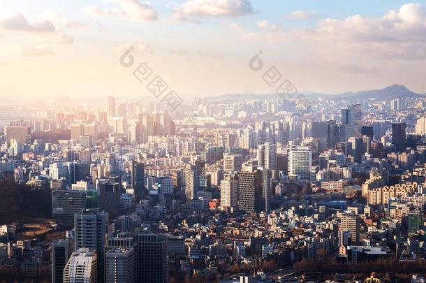 <strong>首尔</strong>城市地平线和摩天大楼采用在商业区<strong>首尔</strong>,南方朝鲜