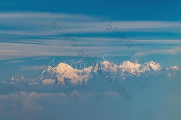 喜马<strong>拉雅</strong>山脉和喜玛<strong>拉雅</strong>的山峰采用尼泊尔