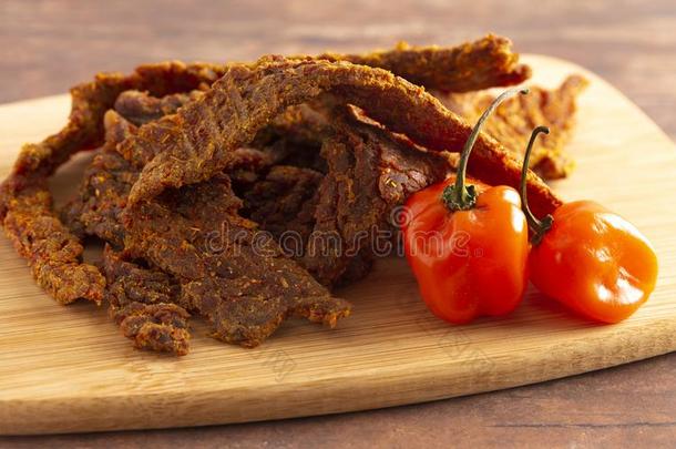 哈瓦那人哈瓦那居民胡椒给调味美食家牛肉急拉的向一木制的锋利的