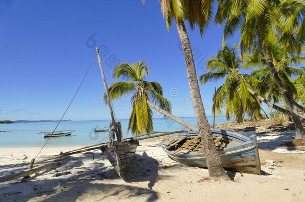 马达加斯加人传统的小船,马达加斯加岛