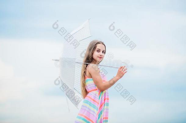 触摸天.<strong>感觉光</strong>.女孩和<strong>光</strong>雨伞.飞落下标准