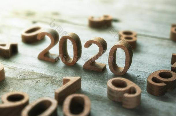 新的年2020木材数字幸福的新的年2020观念