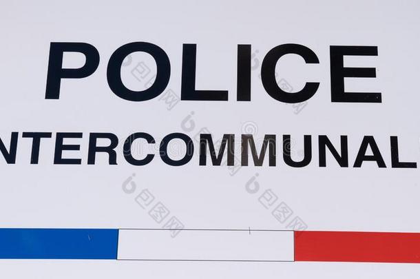 警察部门族群间方法采用法国的采用ter-市的警察部门signal信号