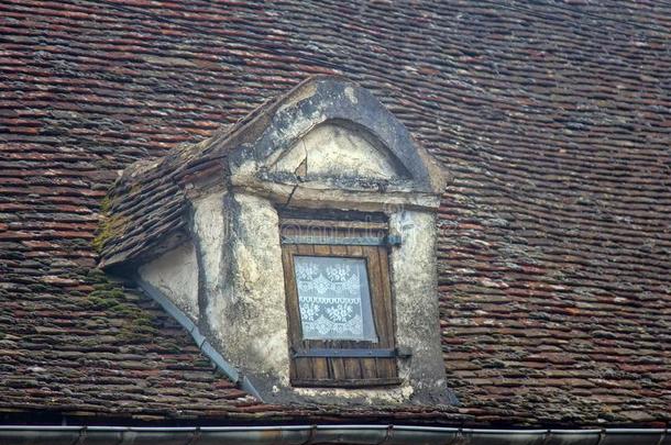 指已提到的人屋顶窗窗和指已提到的人平铺的屋顶关于指已提到的人老的房屋