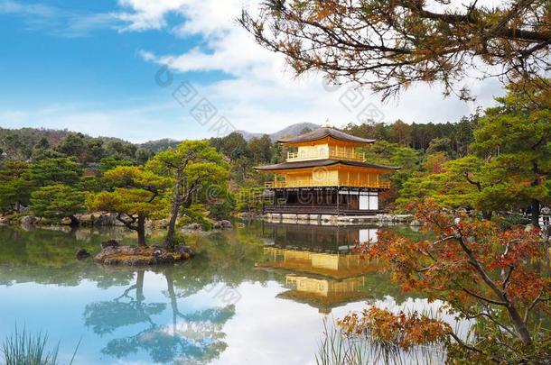 <strong>金卡</strong>库吉庙,指已提到的人著名的陆标采用京都,黑色亮漆