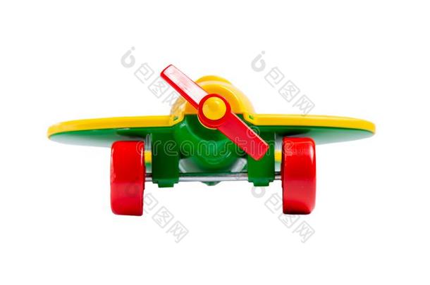 黄色的玩具飞机和螺旋桨和l和ing齿轮使隔离向一