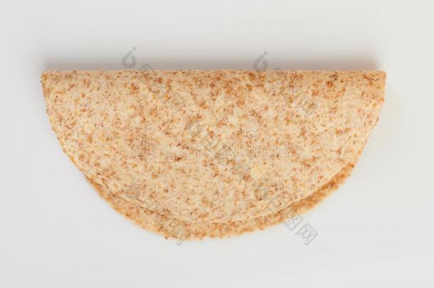 num.一折叠的玉米粉圆饼