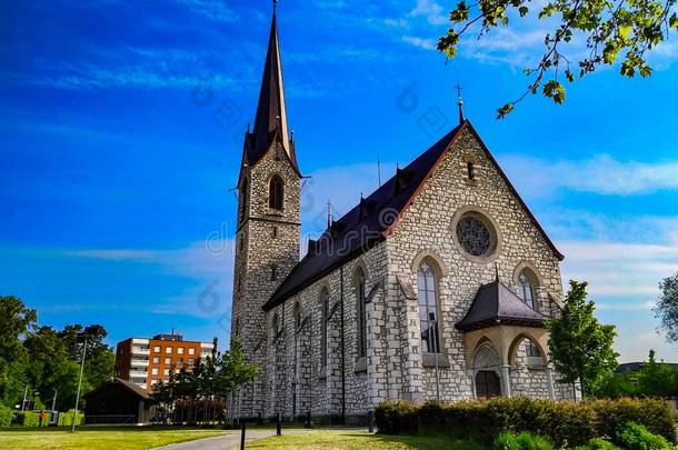 包罗万象的教堂采用瑞士
