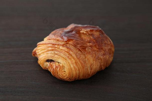 法国的面包痛苦author作者浓情巧克力浓情巧克力e羊角面包向木材表