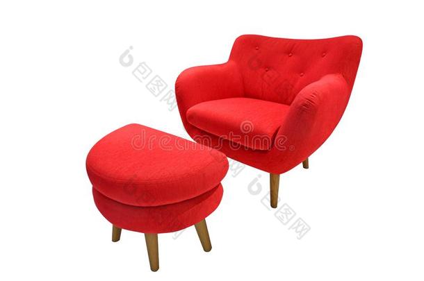 红色的扶手椅和<strong>脚凳</strong>隔离的