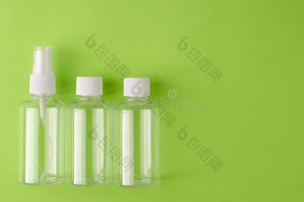 空的透明的瓶子为<strong>不同</strong>的液体<strong>产品</strong>.