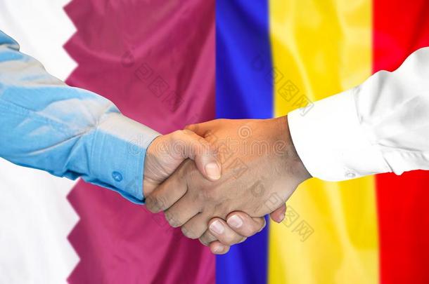 握手向卡塔尔和摩尔多瓦<strong>旗背景</strong>