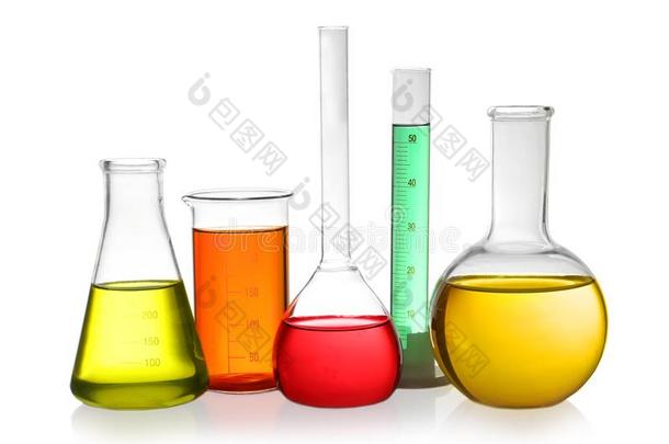 实验室玻璃器具类和富有色彩的液体