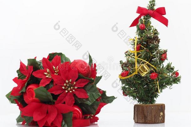 圣诞节作品,花和一sm一llchristm一s树