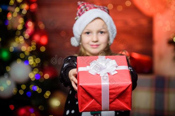 没有东西变暖指已提到的人心喜欢礼物圣诞节赠品.幸福的小的女孩