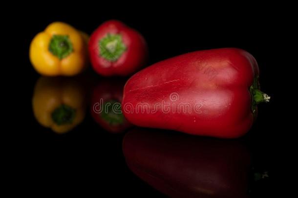 新鲜的富有色彩的胡椒