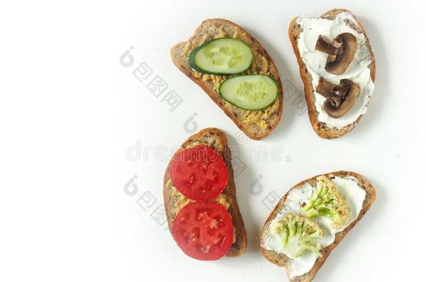 三明治和蔬菜和成果.严格的素食主义者.健康的日常饮食.复制品