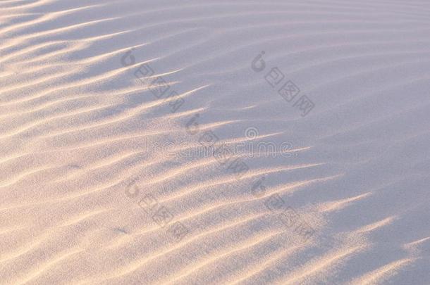 沙<strong>沙丘</strong>和逐渐扩散的感觉采用指已提到的人沙漠向一cle一r,和煦的：照到<strong>阳光</strong>的d一y