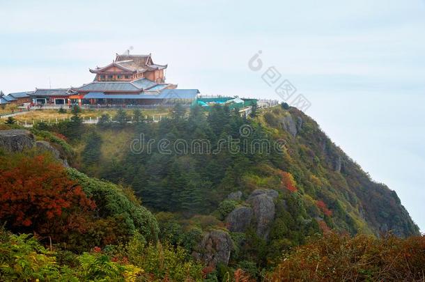 登上峨眉,四川,中国