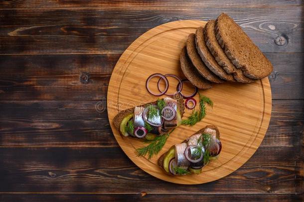 notopenpublic不<strong>公开</strong>看法传统的俄国的快餐-三明治和鲱鱼,面包