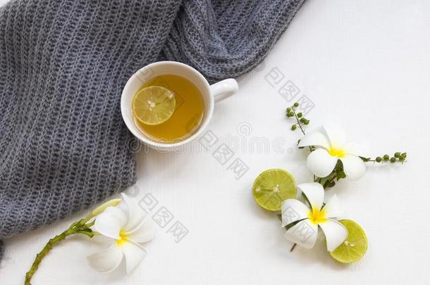 药草的健康的饮料热的蜂蜜柠檬健康状况关心为咳嗽疼痛的