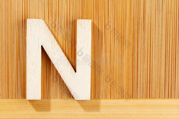 信英语字母表的第14个字母关于木材-使字母表,顶看法和空间为文本