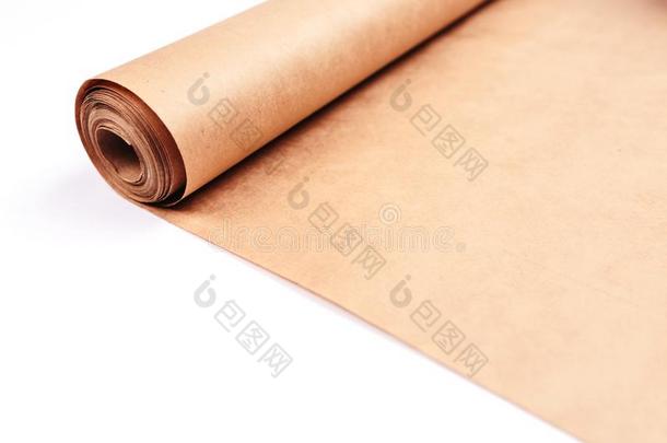 反常的进入中辗棕色的包装<strong>材料</strong>纸向白色的背景.