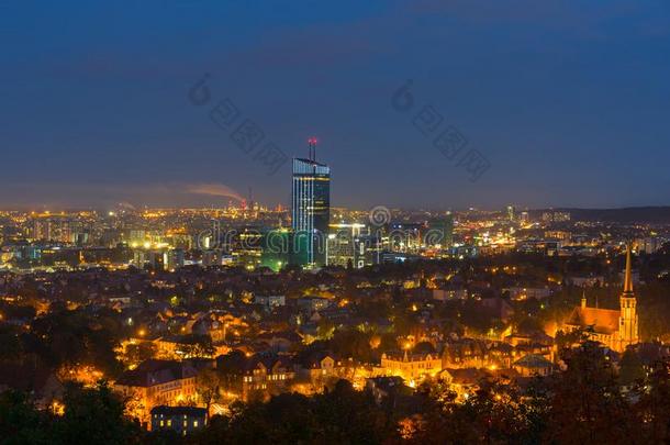 城市<strong>风光</strong>照片关于格但斯克奥利瓦在夜,<strong>波兰</strong>