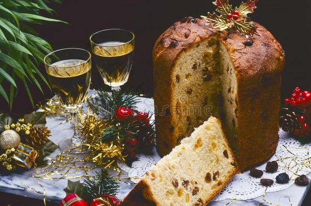 传统的圣诞节foodstuff粮食.意大利节日糕点蛋糕.