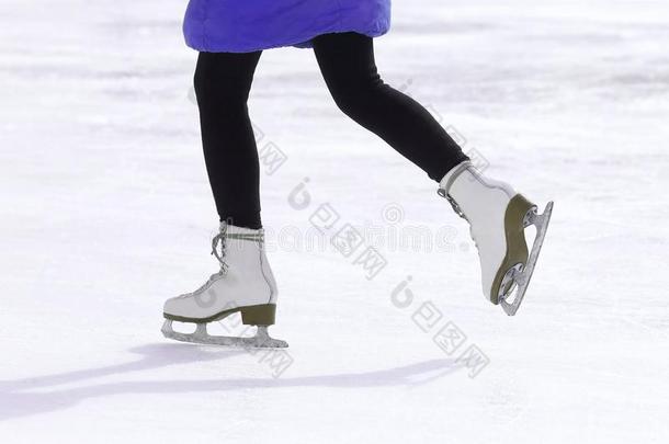 脚溜冰向指已提到的人冰溜冰场.运动和娱乐.休息和