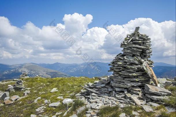 风景从优惠券山峰,里拉山,保加利亚