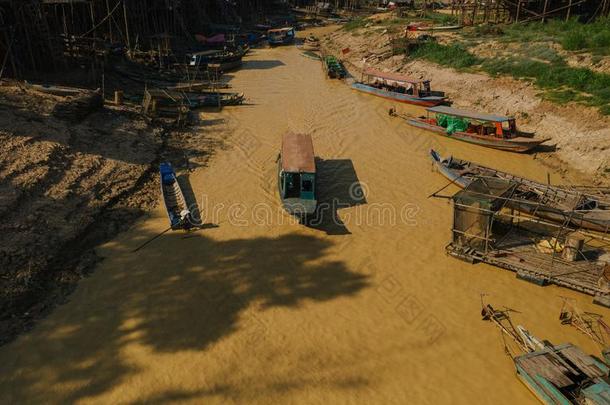 不固定的村民向指已提到的人河采用柬埔寨,赞歌猛击,T向le精力