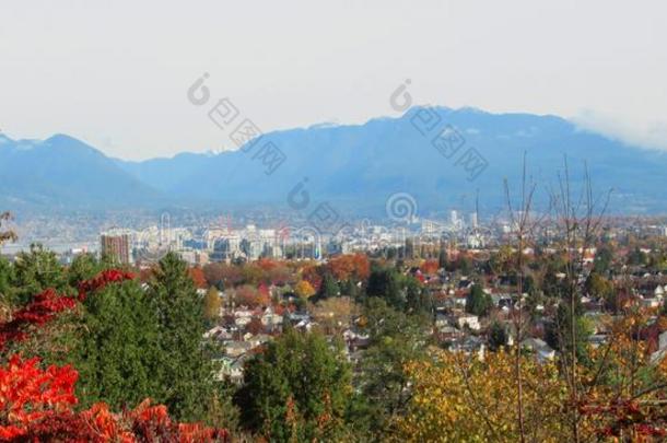 美丽的<strong>风景</strong>关于范<strong>库</strong>弗峰住宅的居住区向下