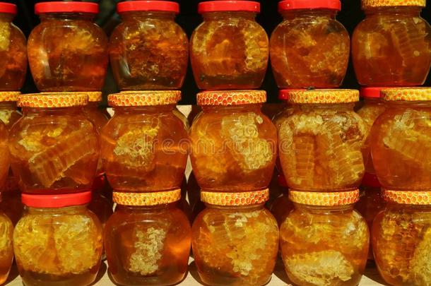 自然的蜂蜜和蜂蜜c英语字母表的第15个字母mb采用玻璃罐子Sell采用g采用指已提到的人商店英语字母表的第15个字母