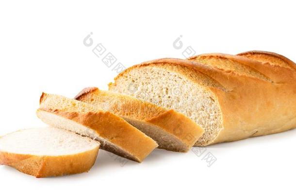 一条<strong>面包</strong>关于白色的<strong>面包</strong>将<strong>切开</strong>进入中一件关-在上面.隔离的