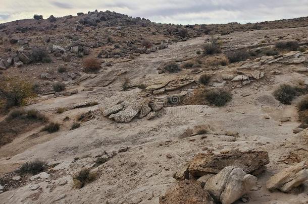 沙漠岩石落下阳光旅游