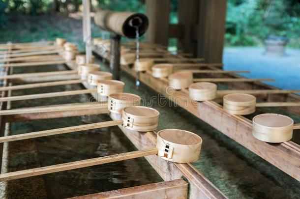 传统的日本人长柄勺为洗净采用一cle一ns采用g好.