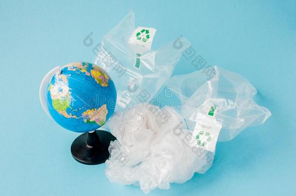 禁止<strong>塑料制品</strong>污染.球和<strong>塑料制品</strong>袋出局关于指已提到的人球.英语字母表的第3个字母