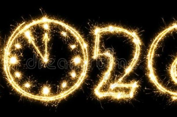 新的年<strong>2020</strong>和钟使在旁边闪烁发光物.<strong>数字2020</strong>和符号